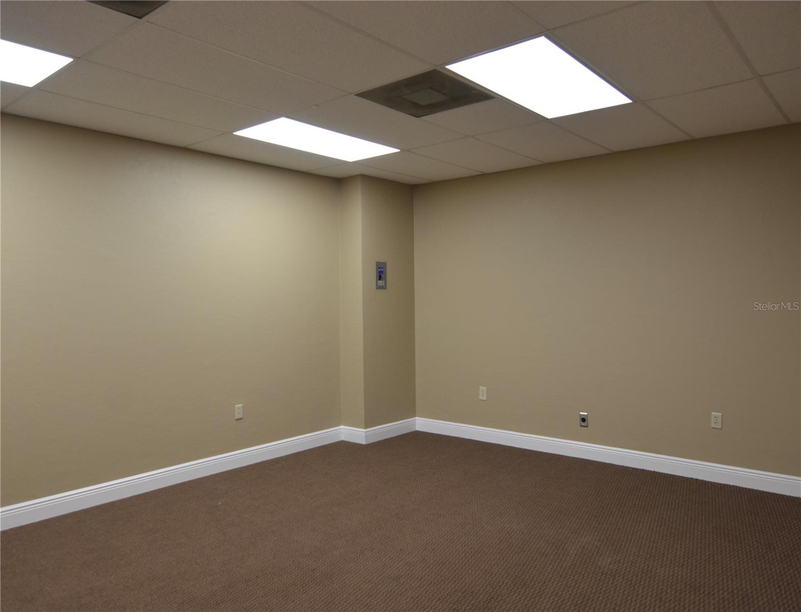 2496 Caring Way #b Property Photo 16