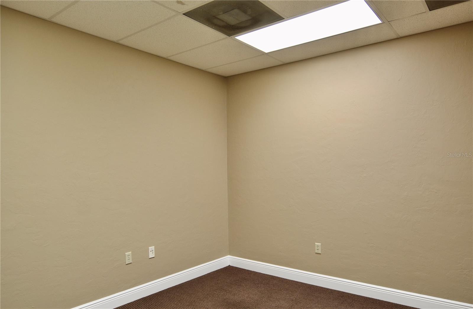2496 Caring Way #b Property Photo 17