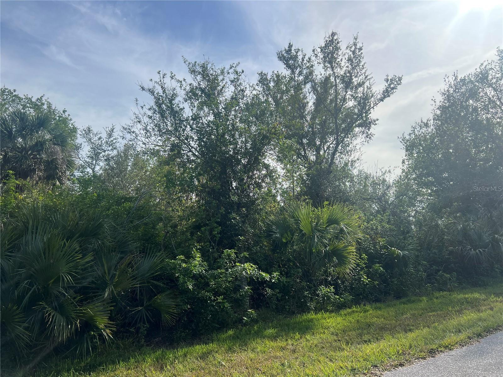 7168 Lippman Rd Property Photo 2