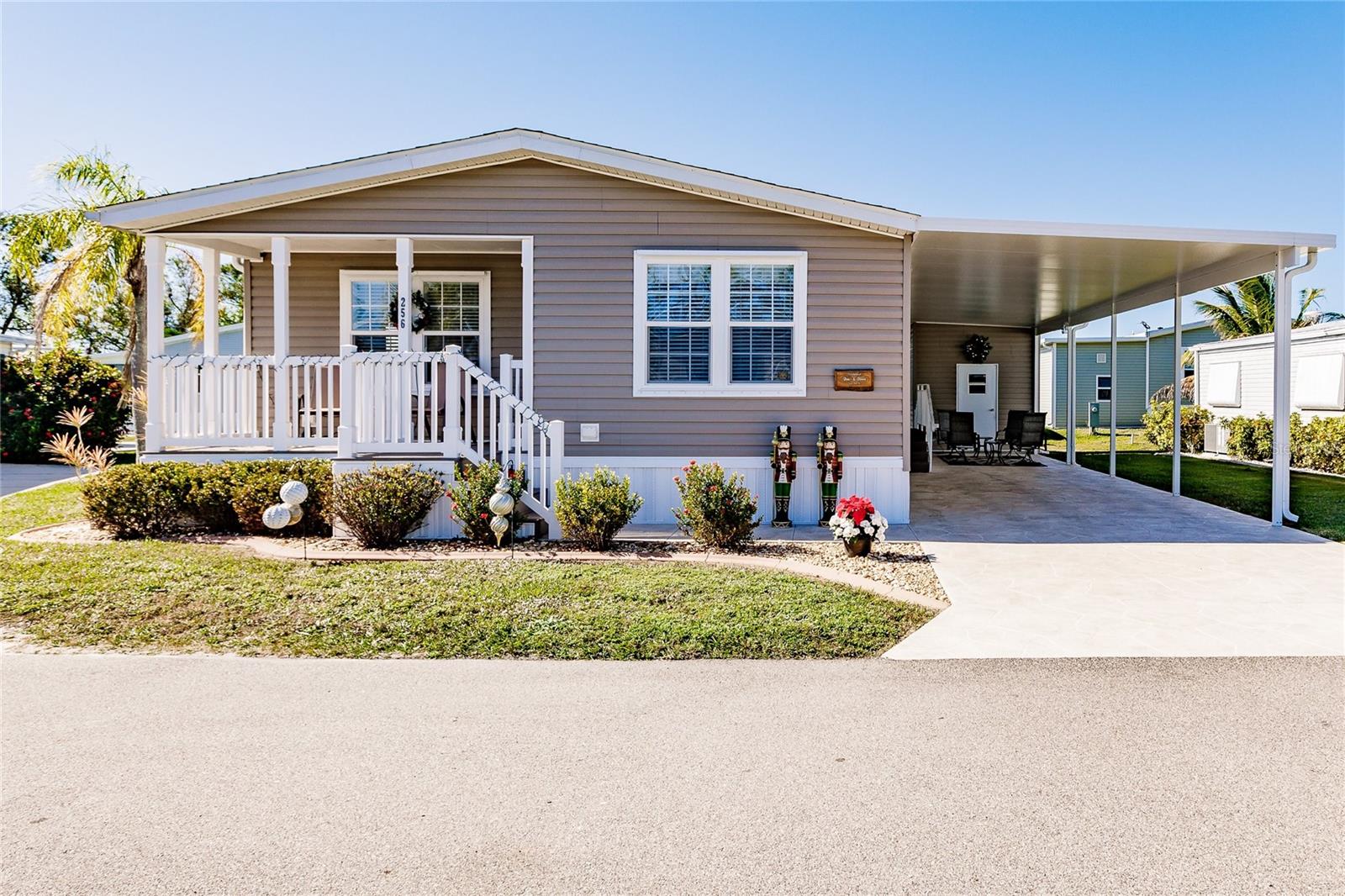 256 Ibis Property Photo