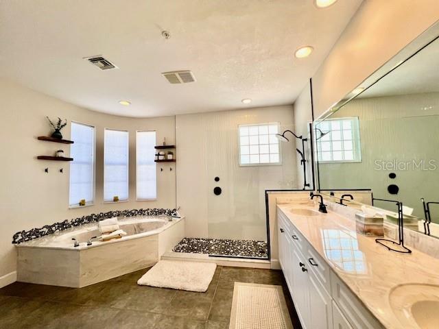3471 Sunset Key Cir #102 Property Photo 29