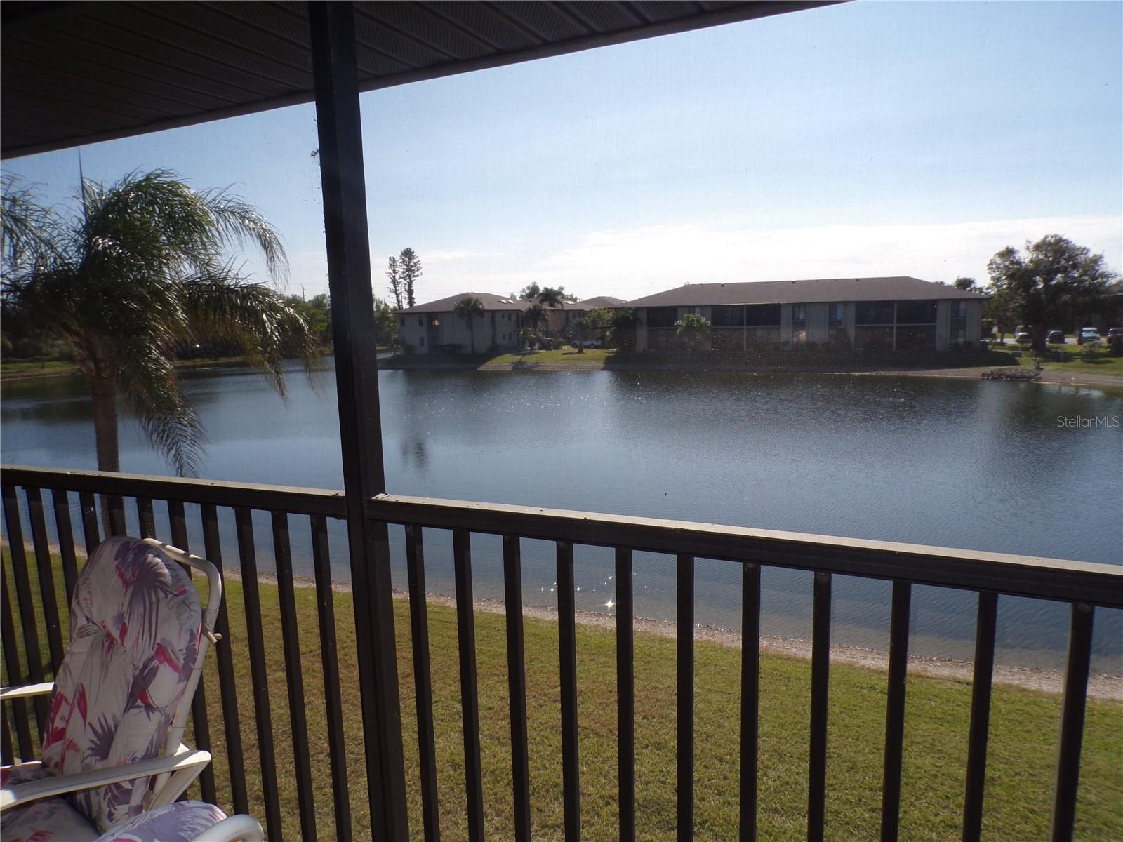 4016 Oakview Dr #j9 Property Photo 5