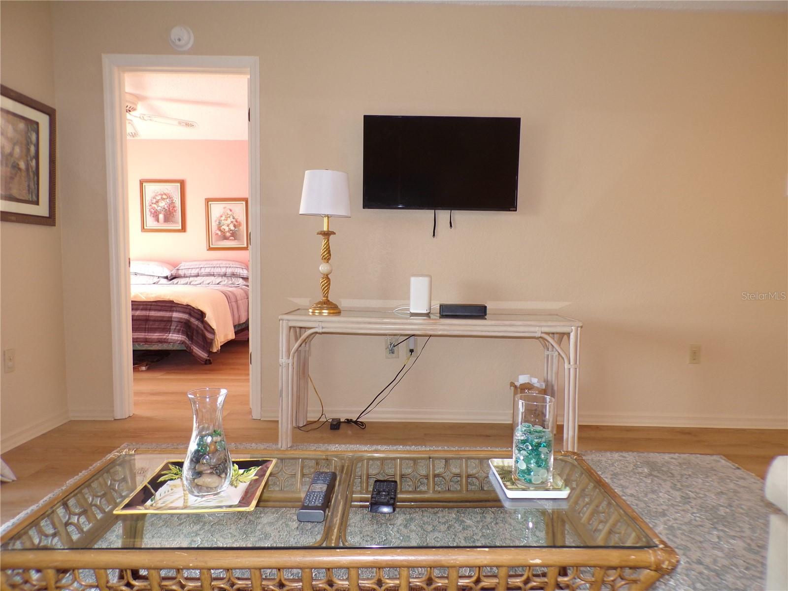 4016 Oakview Dr #j9 Property Photo 9