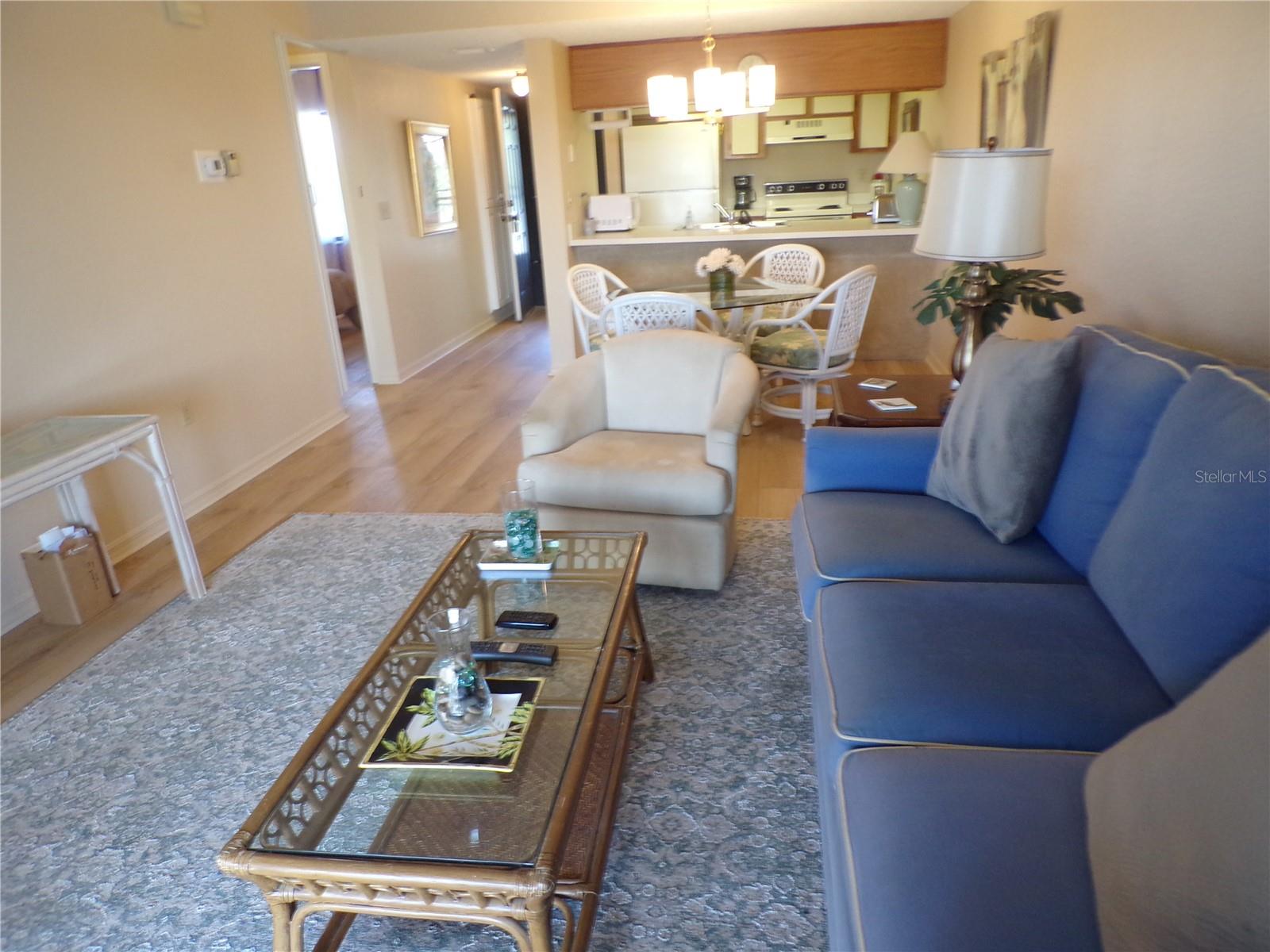 4016 Oakview Dr #j9 Property Photo 13