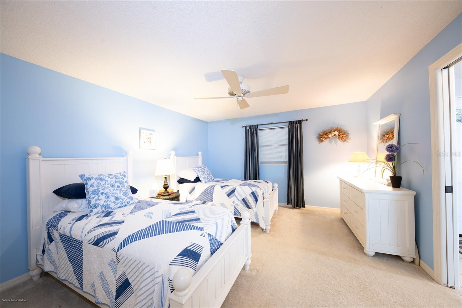 1477 Park Beach Cir #11 Property Photo 11