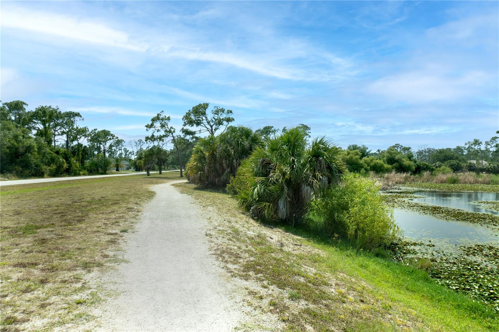 18117 Bly Avenue Property Photo 18