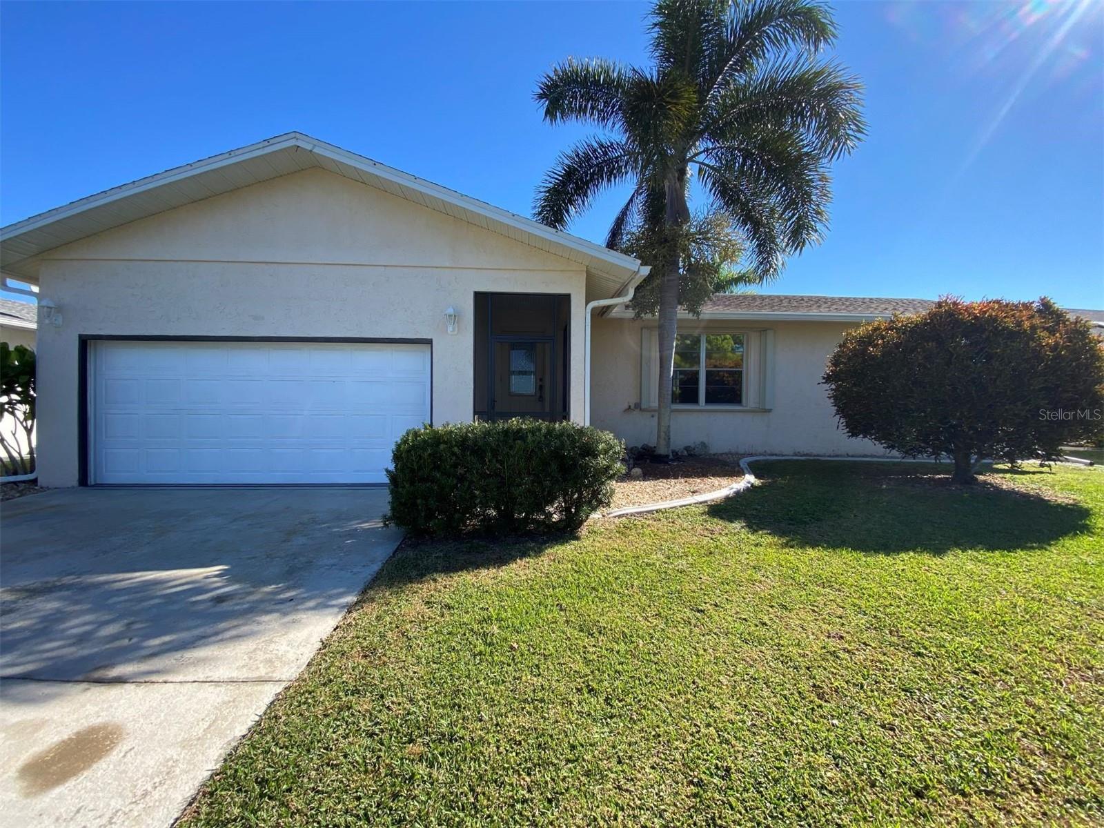 4420 PALM DR Property Photo 1