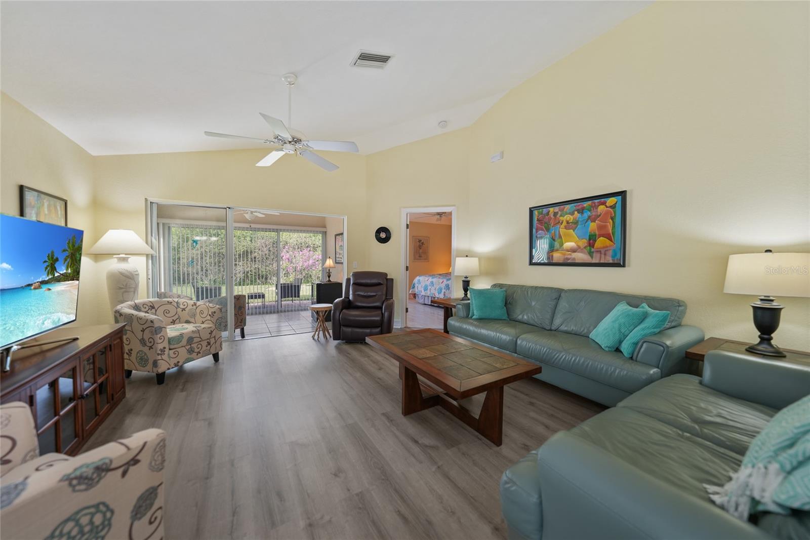 530 Islamorada Blvd Property Photo 3
