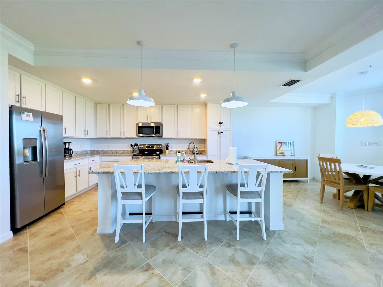 14051 Heritage Landing Blvd #537 Property Photo 8