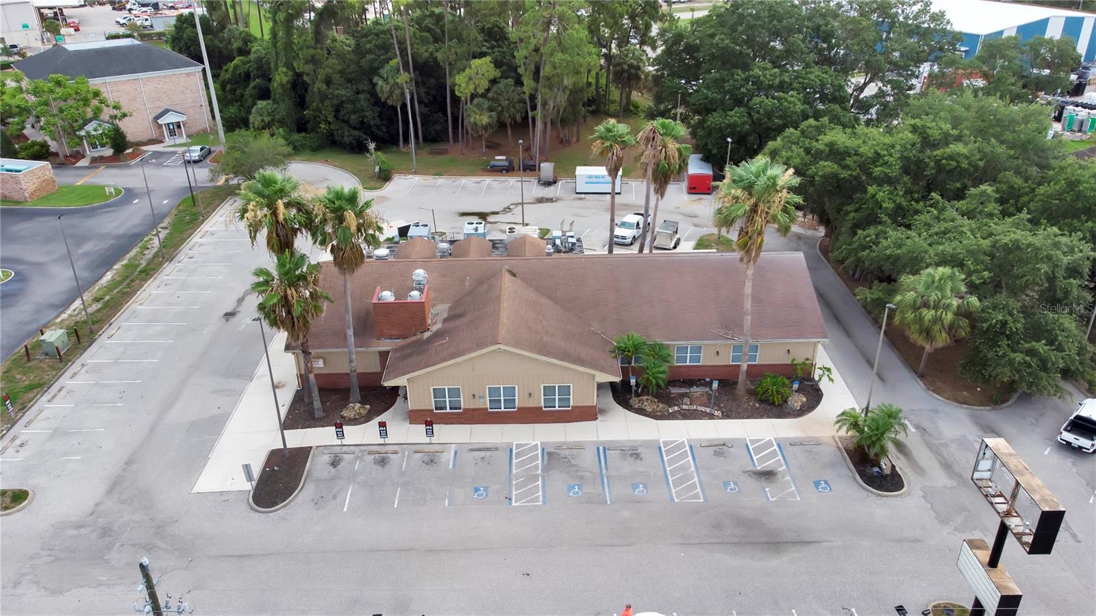 1152 Tamiami Trl Property Photo 15