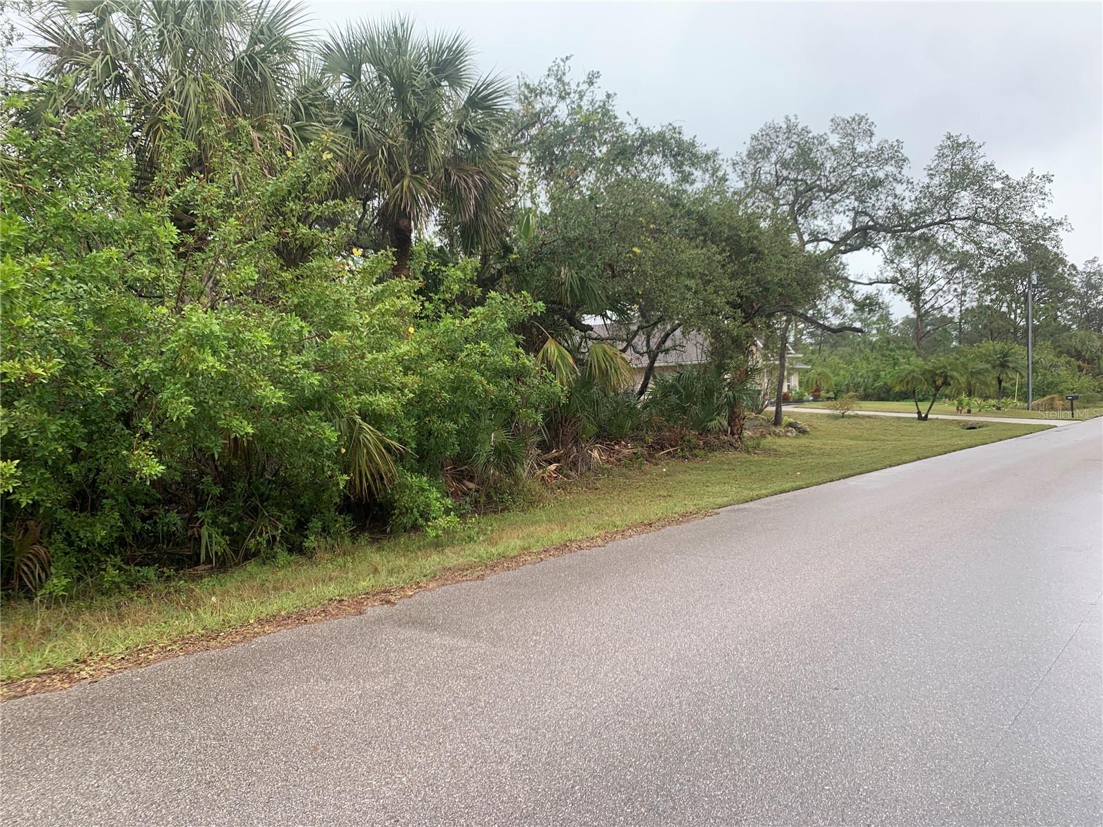 14452 Molla Ave Property Photo 4