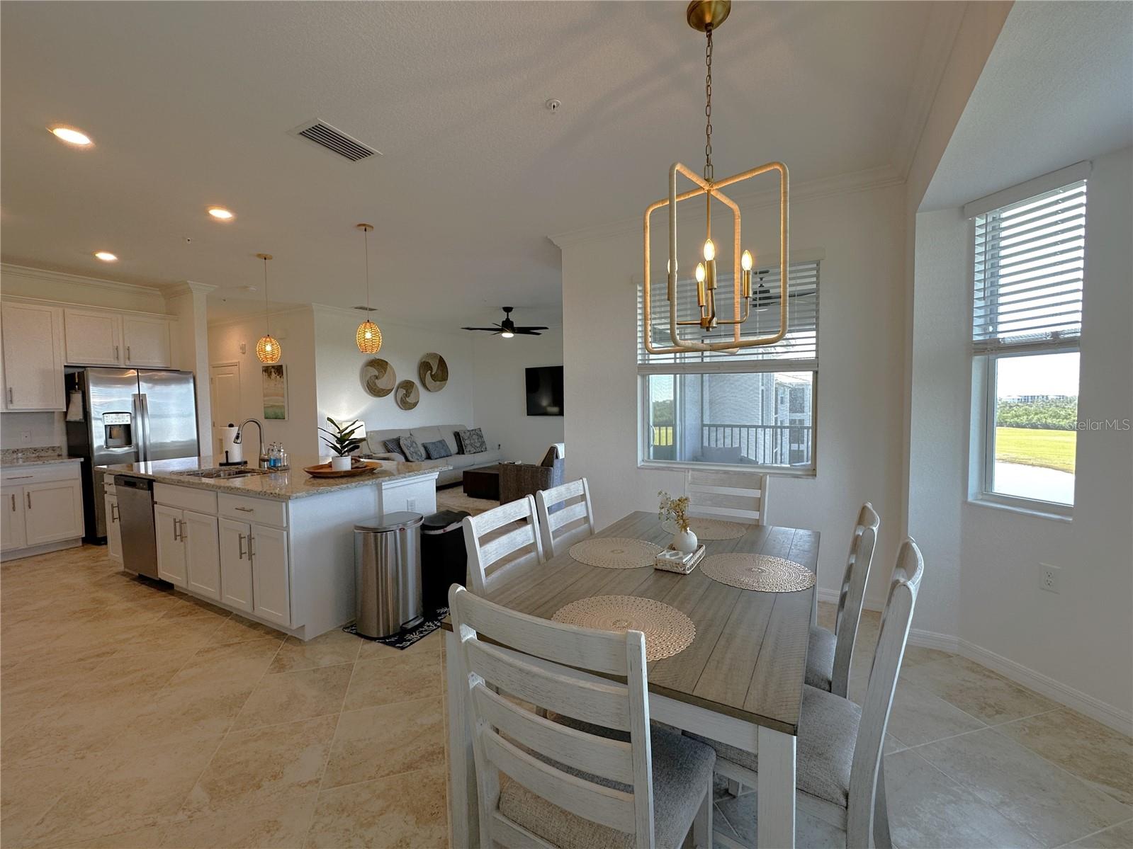 14041 Heritage Landing Blvd #642 Property Photo 7