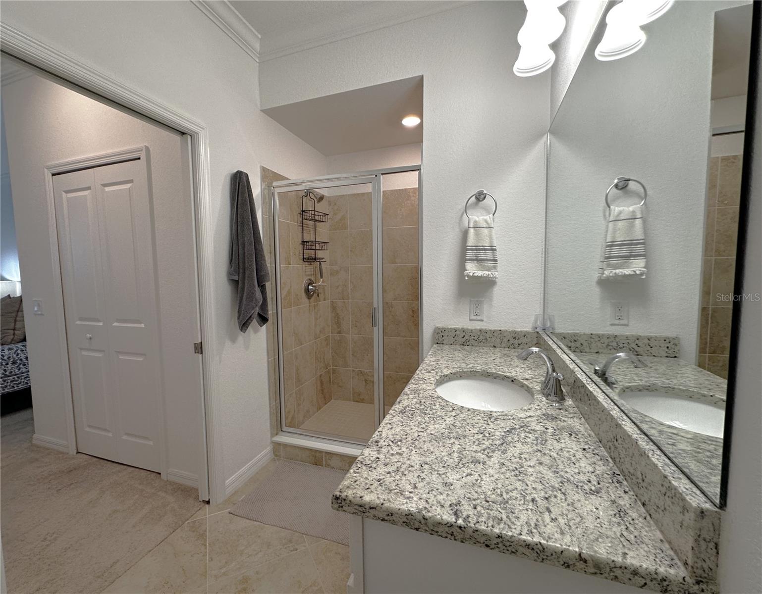 14041 Heritage Landing Blvd #642 Property Photo 17