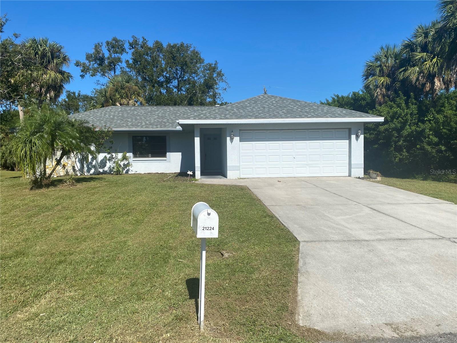21224 Winside Ave Property Photo