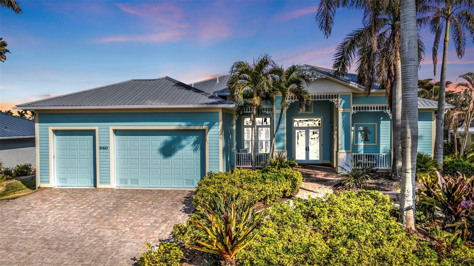 960 Messina Dr Property Photo 7