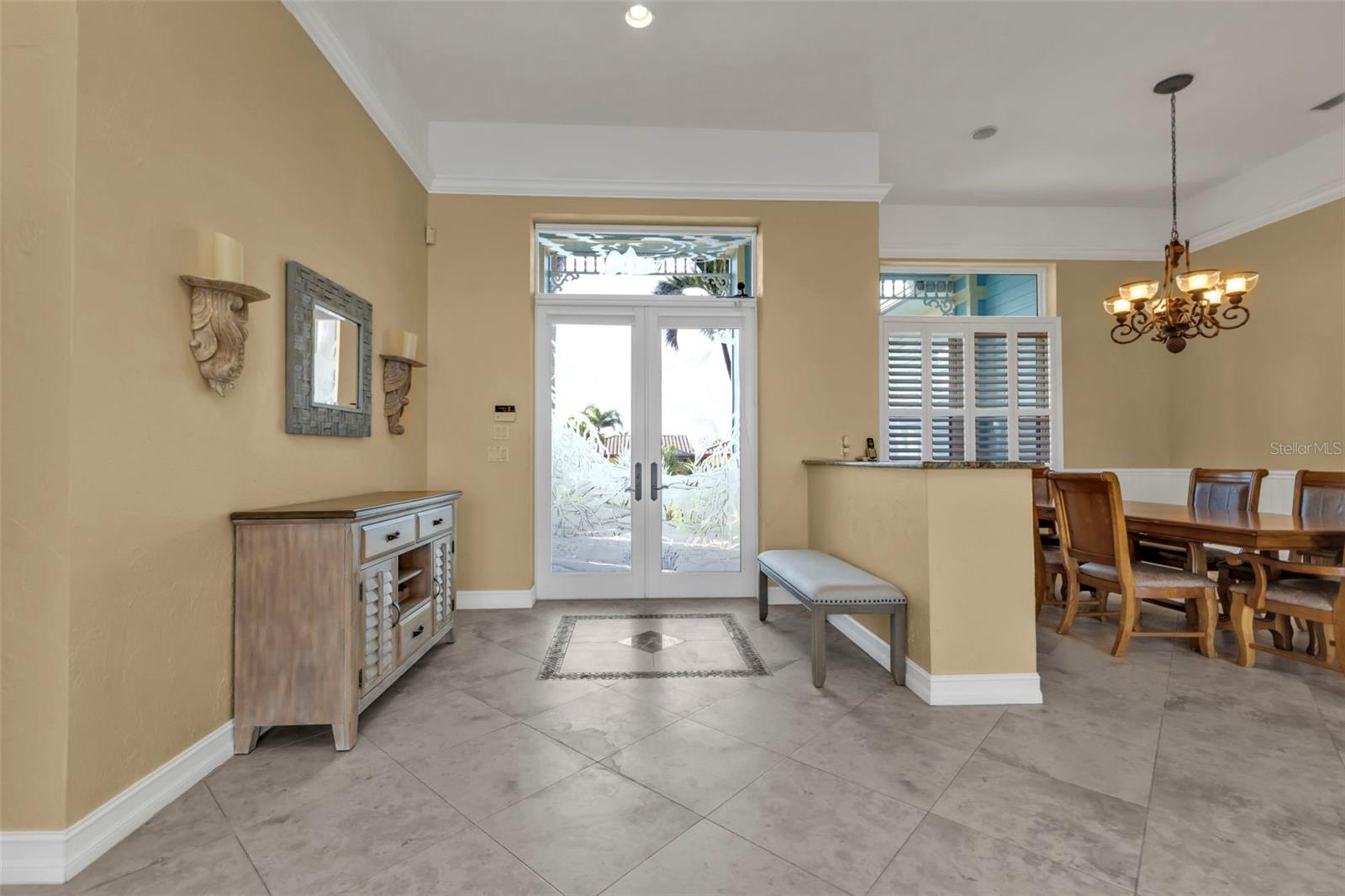 960 Messina Dr Property Photo 12