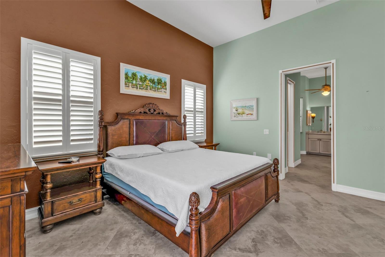 960 Messina Dr Property Photo 34