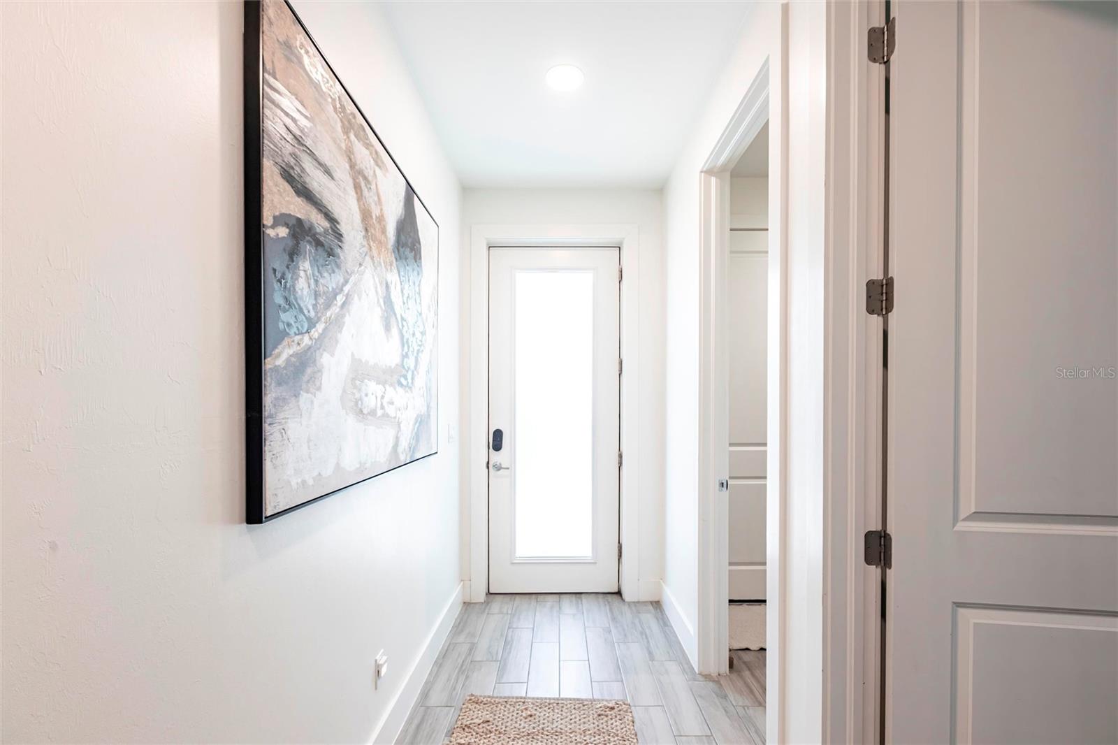 2709 Magdalina Dr #101 -102b Property Photo 2