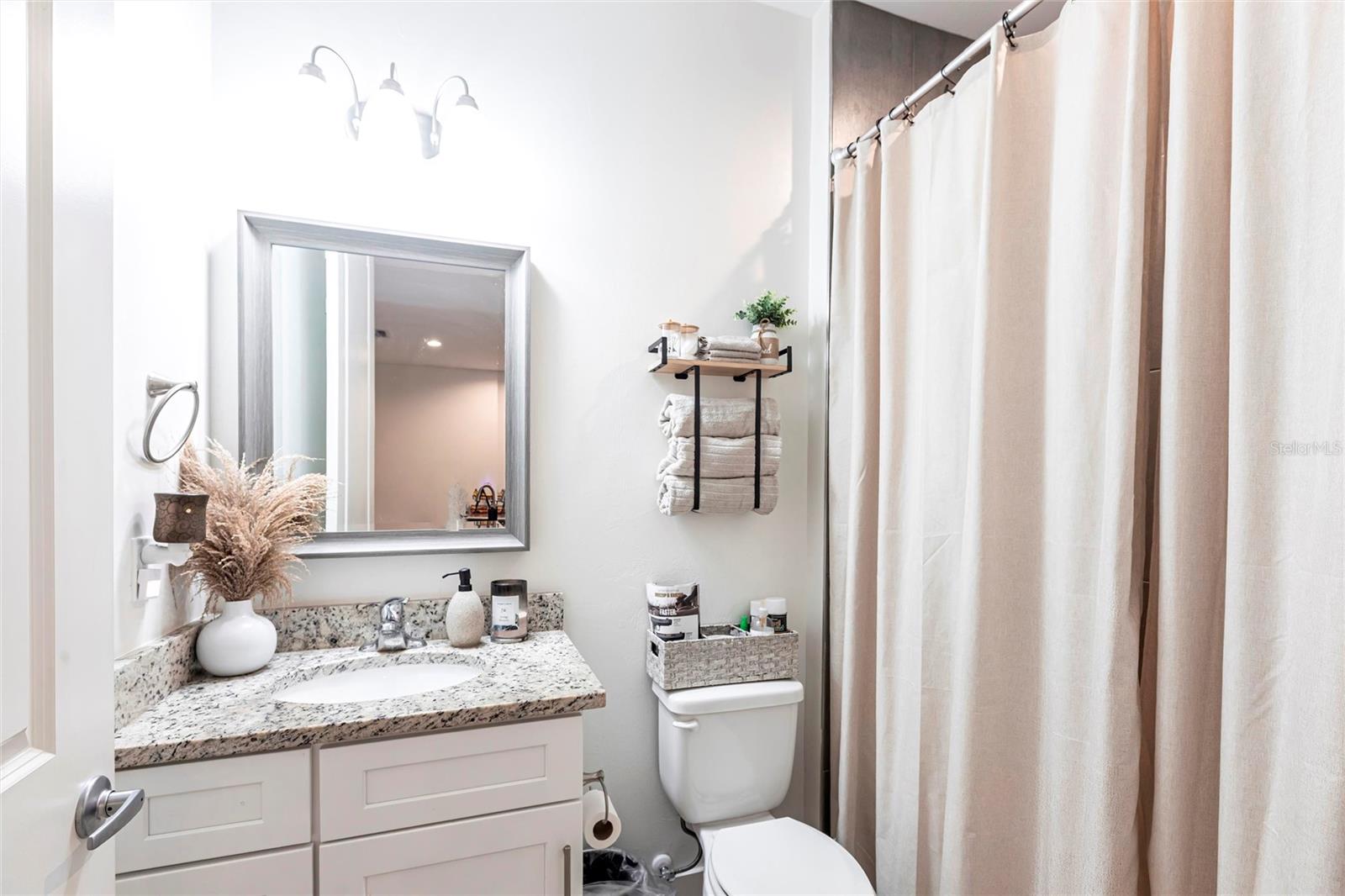 2709 Magdalina Dr #101 -102b Property Photo 21