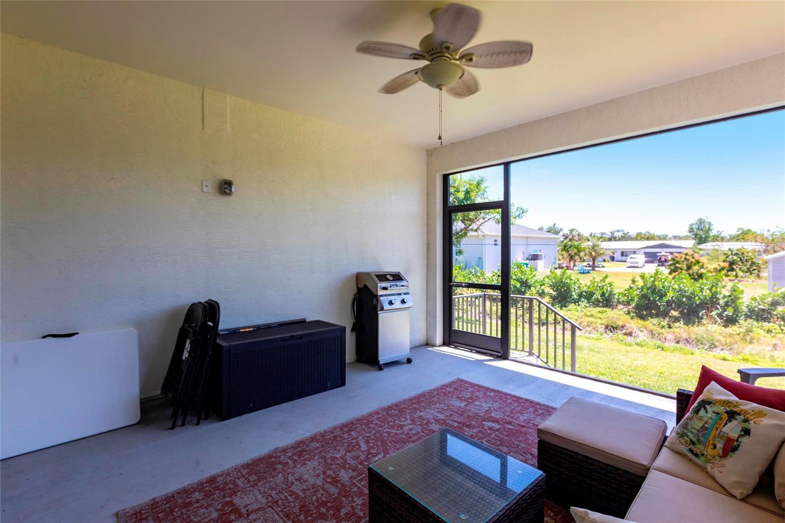 2709 Magdalina Dr #101 -102b Property Photo 39