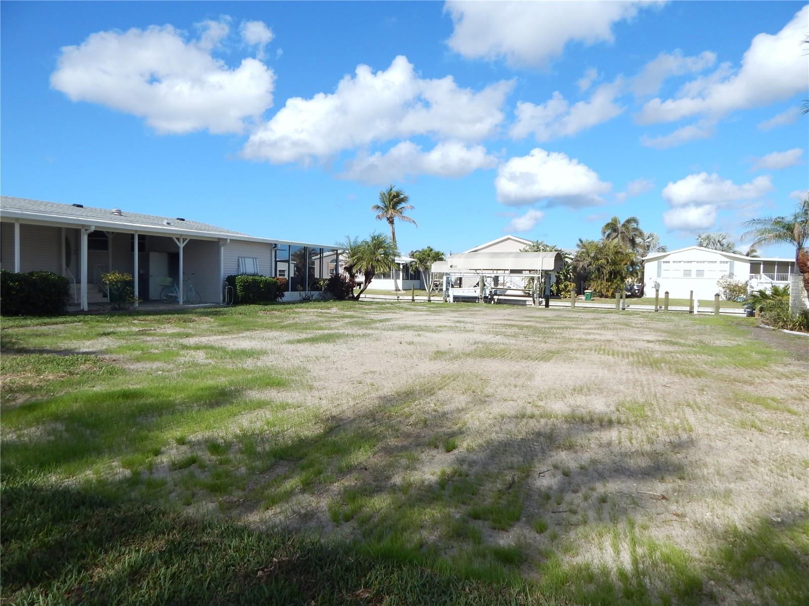 22 Rotterdam Dr Property Photo 1