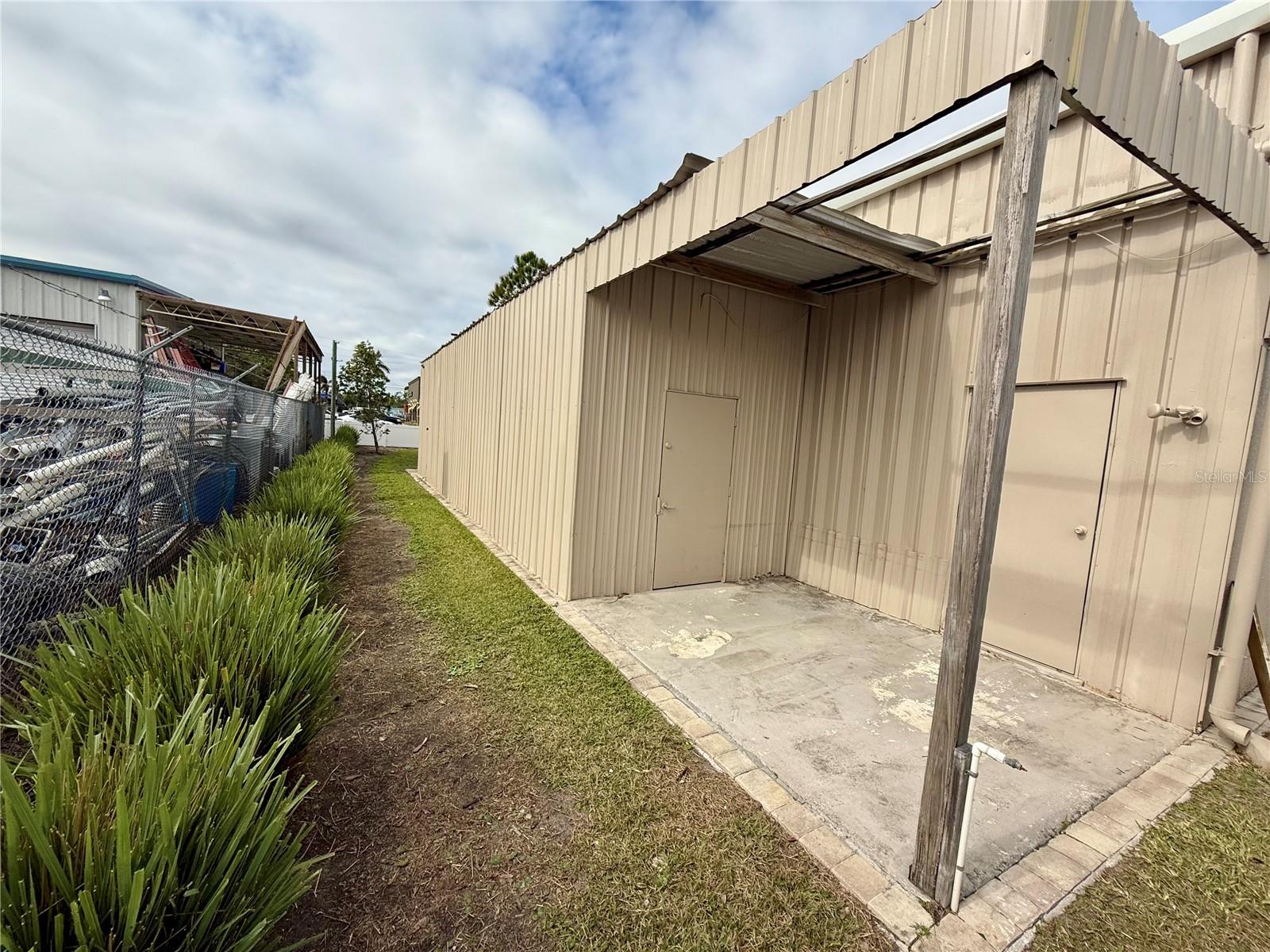121 E Mckenzie St Property Photo 29