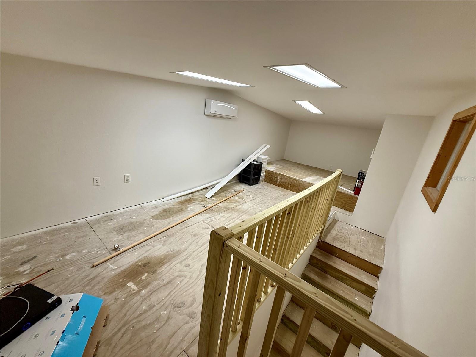 121 E Mckenzie St Property Photo 52