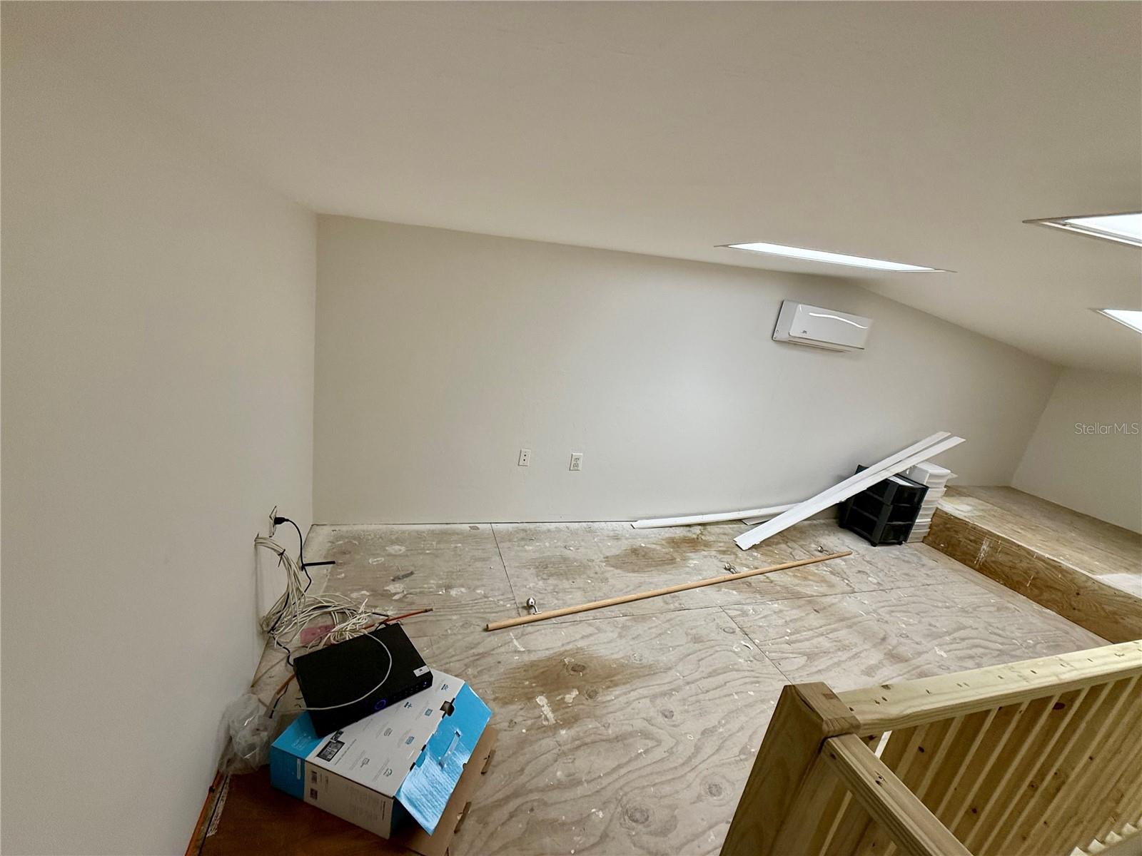 121 E Mckenzie St Property Photo 53
