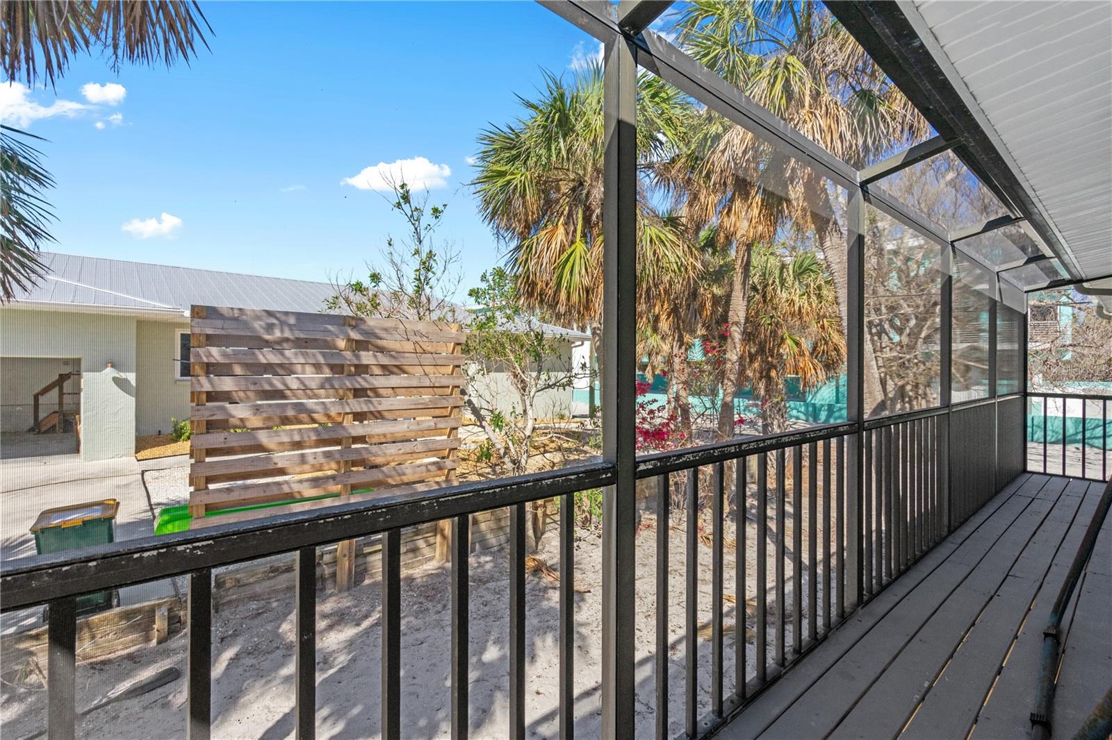 2476 N Beach Rd Property Photo 31