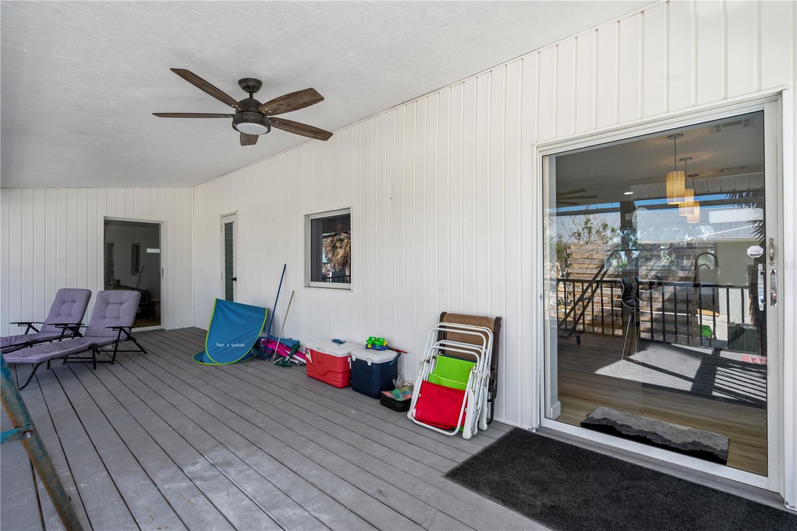 2476 N Beach Rd Property Photo 32