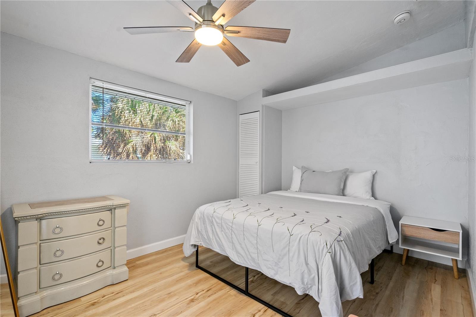 2476 N Beach Rd Property Photo 45