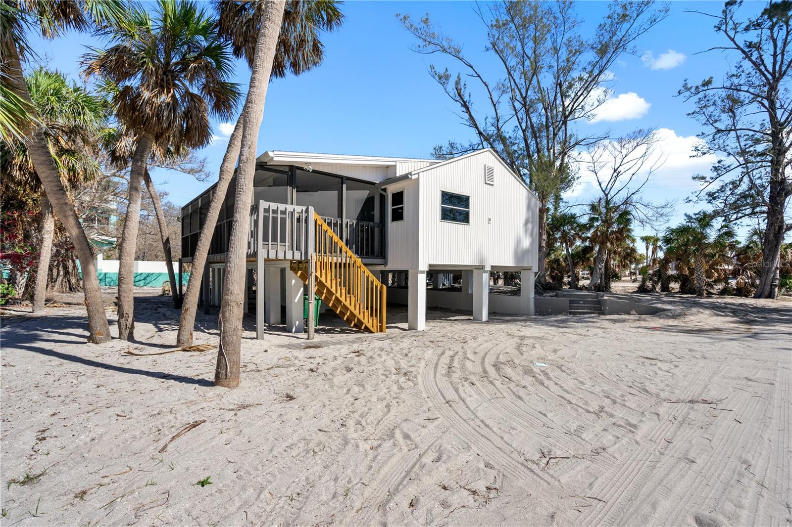2476 N Beach Rd Property Photo 62