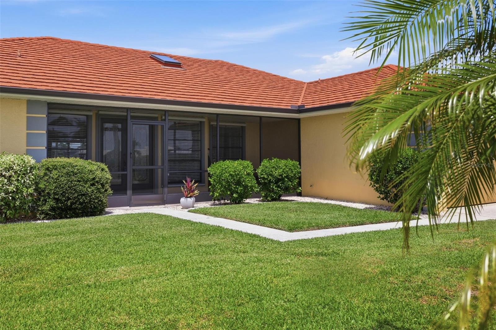 611 Bal Harbor Blvd Property Photo 6