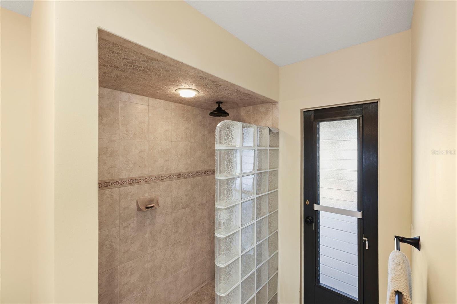 611 Bal Harbor Blvd Property Photo 27