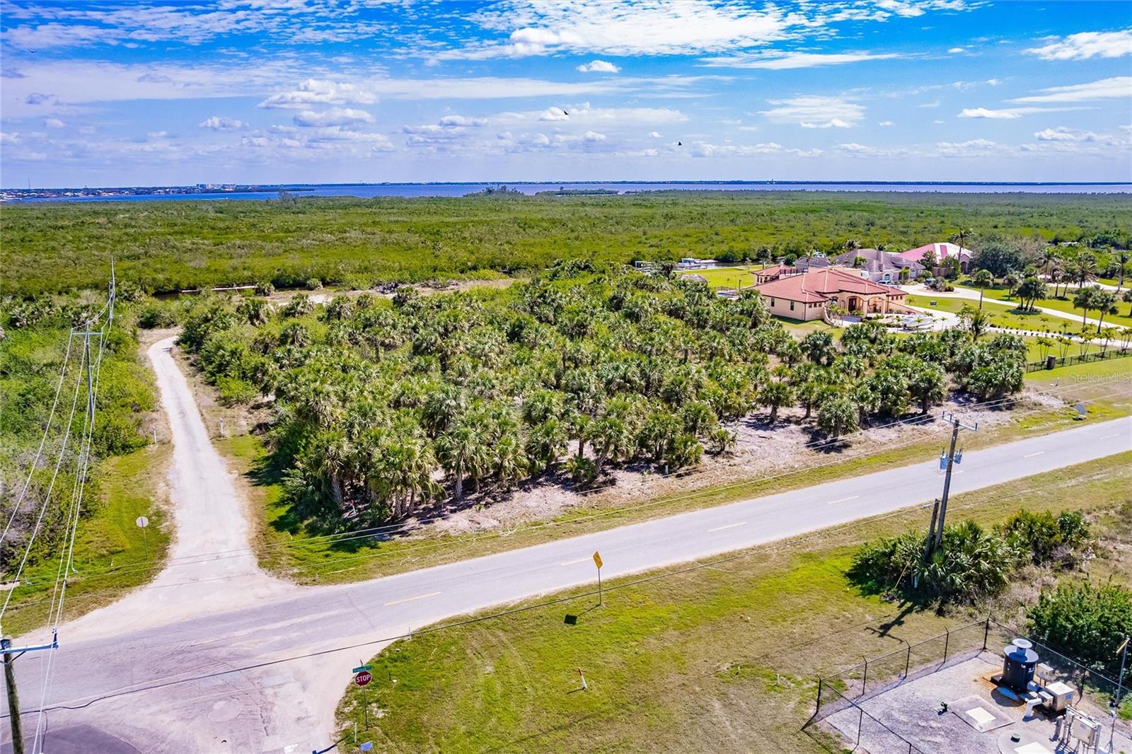 19155 Midway Blvd Property Photo 2