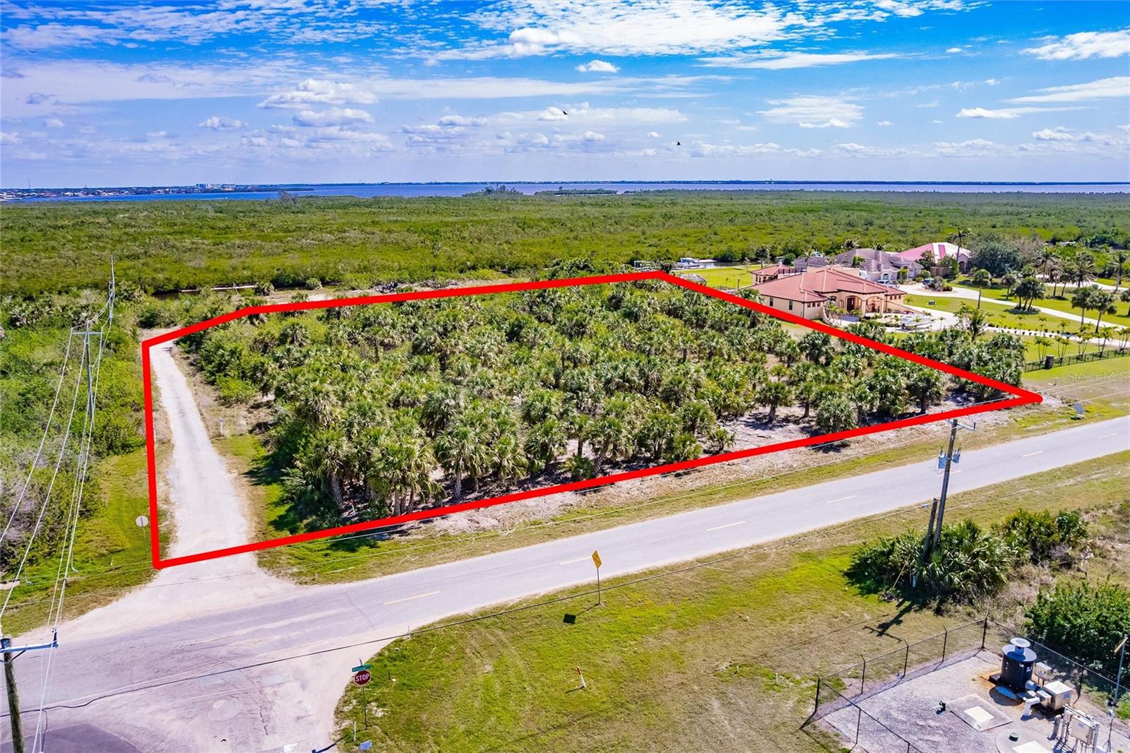 19155 Midway Blvd Property Photo 3