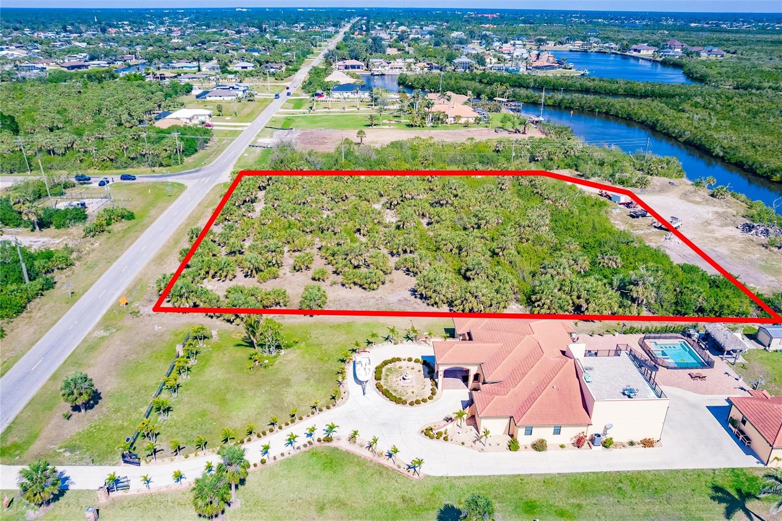 19155 Midway Blvd Property Photo 6
