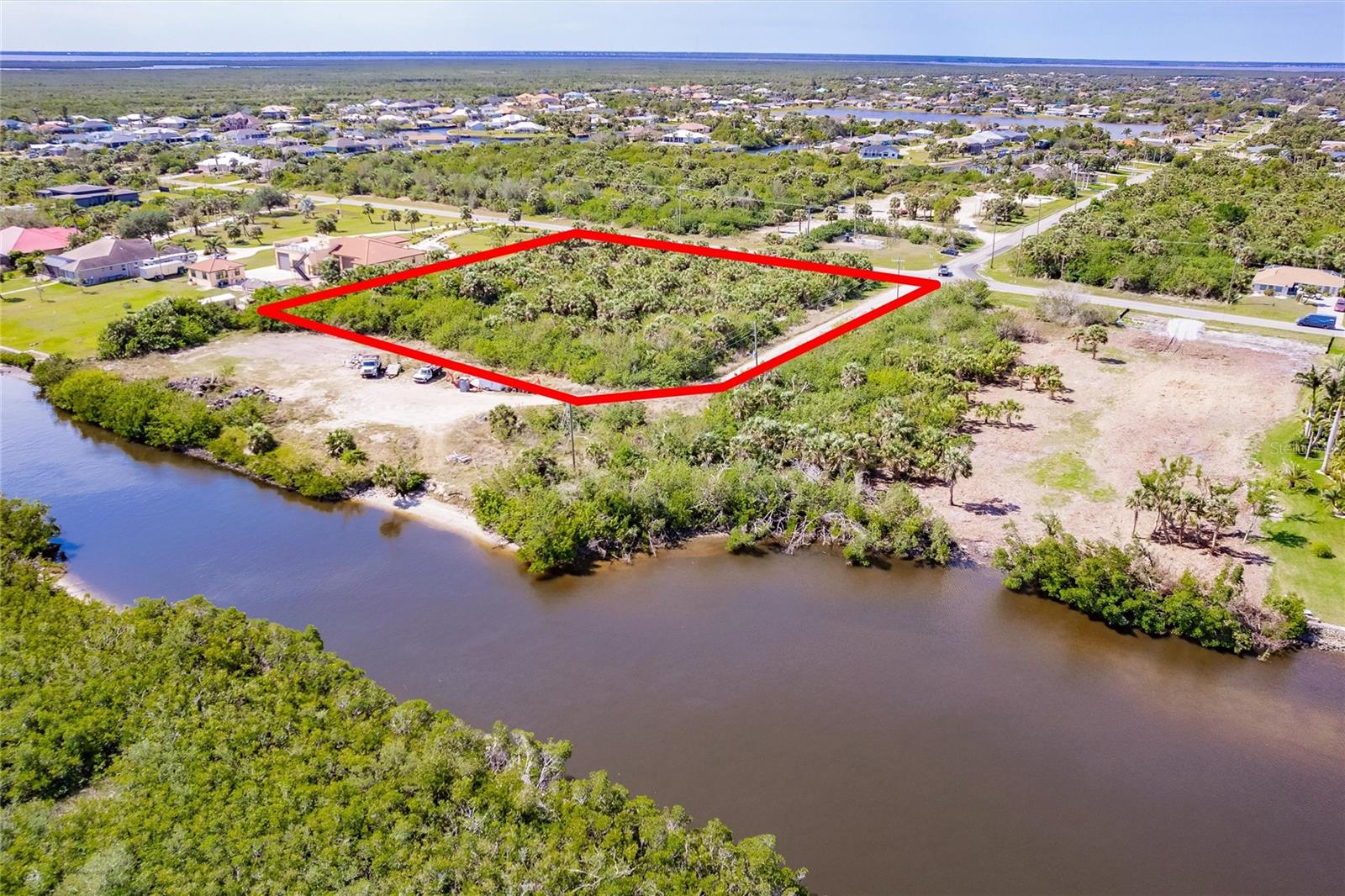 19155 Midway Blvd Property Photo 10