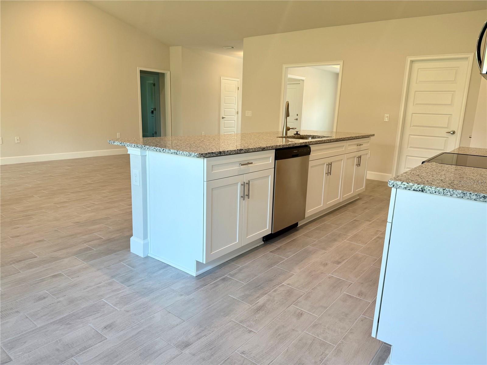 9590 Little Rock St Property Photo 5