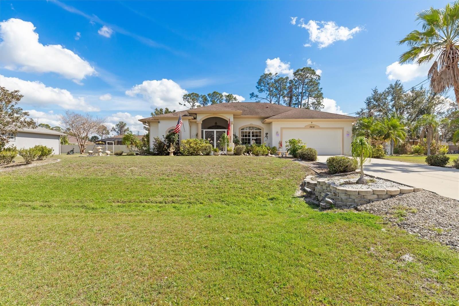 3816 N Cranberry Blvd Property Photo 1