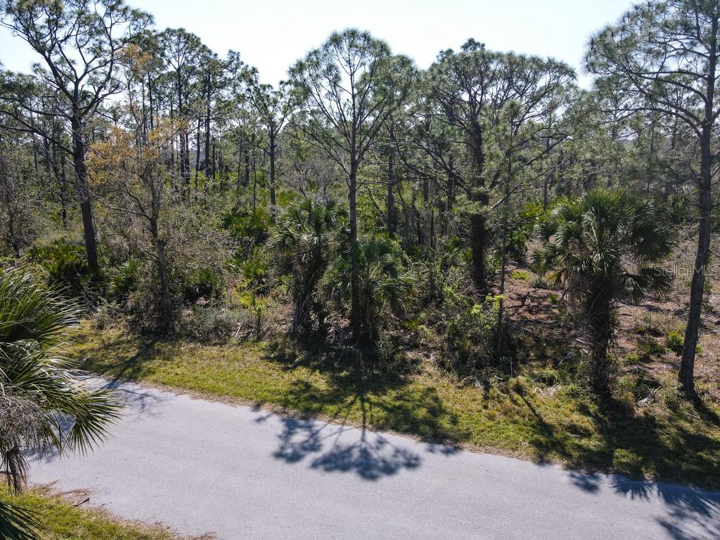 15179 Watkins Ave Property Photo 6