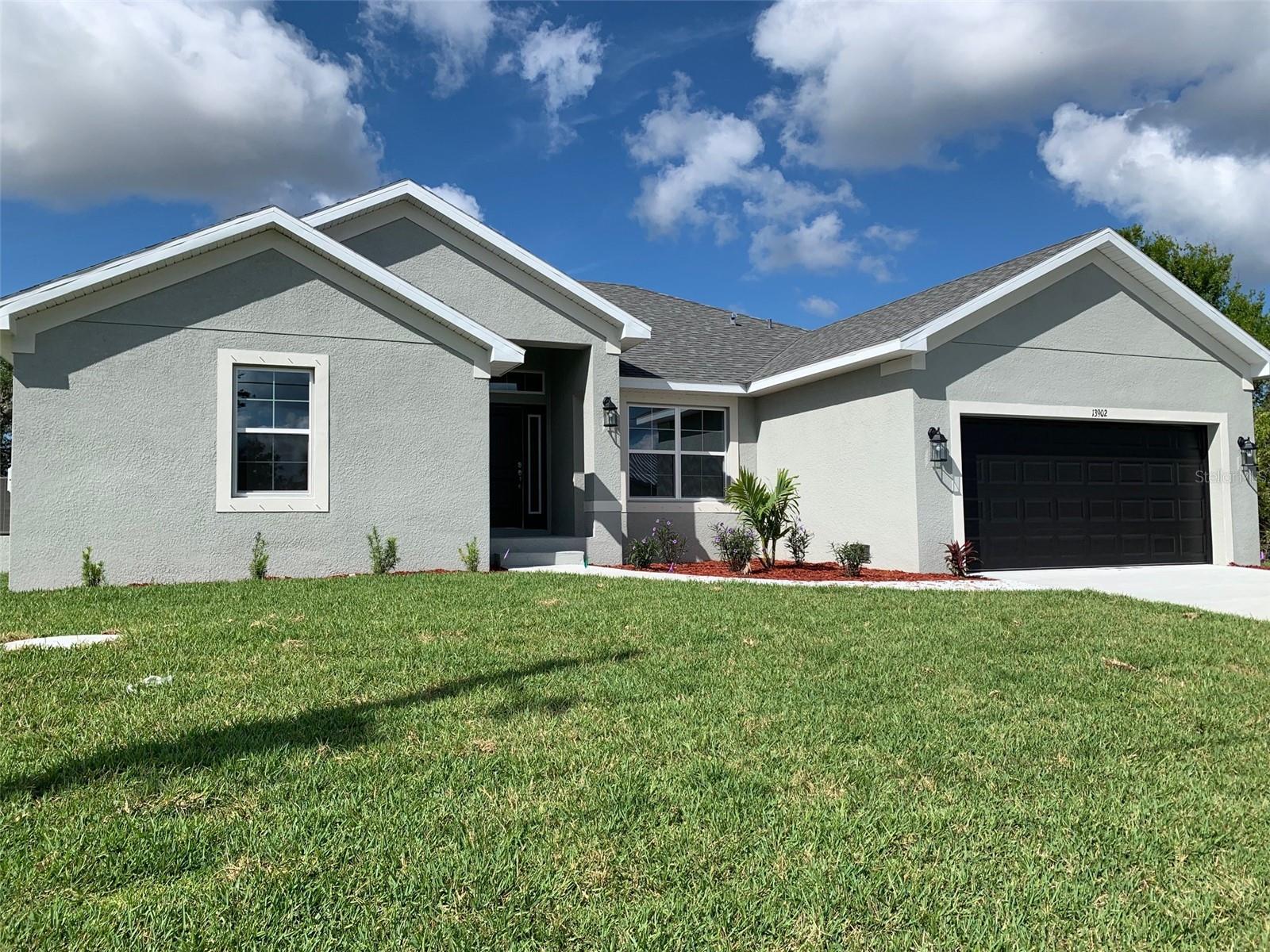 13902 Allamanda Cir Property Photo 1