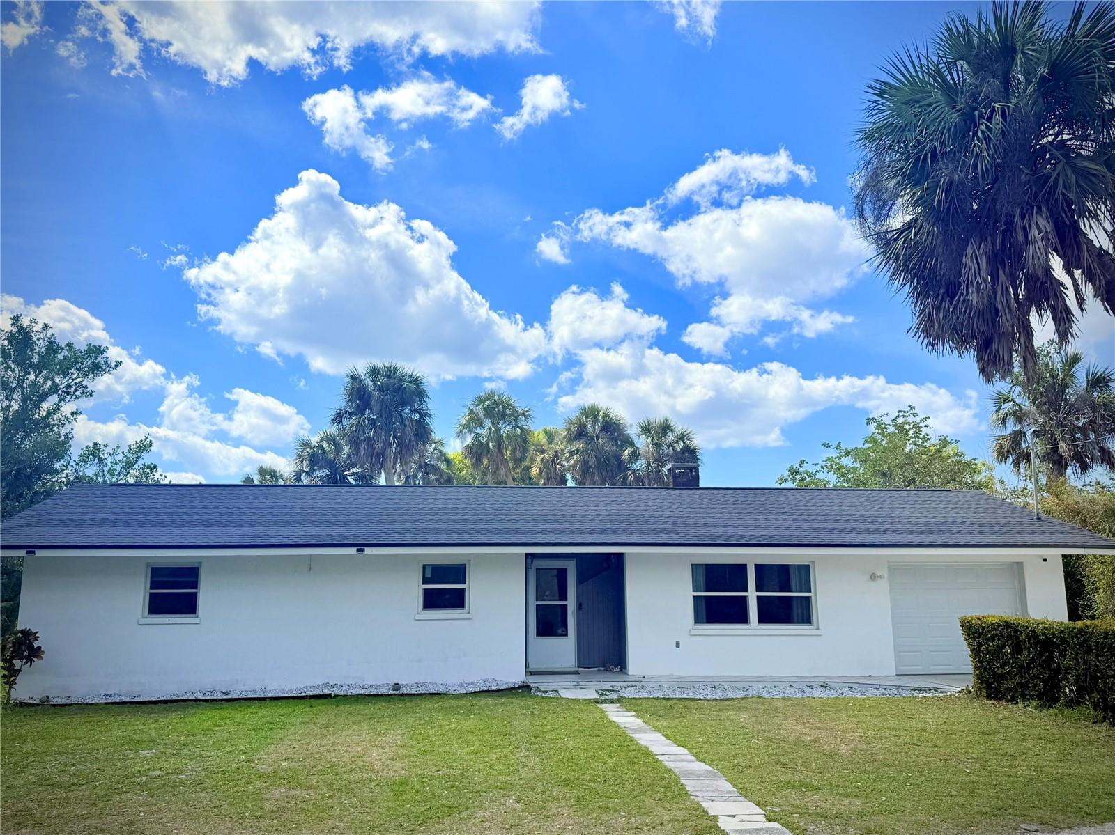 2715 Taylor Rd Property Photo 1