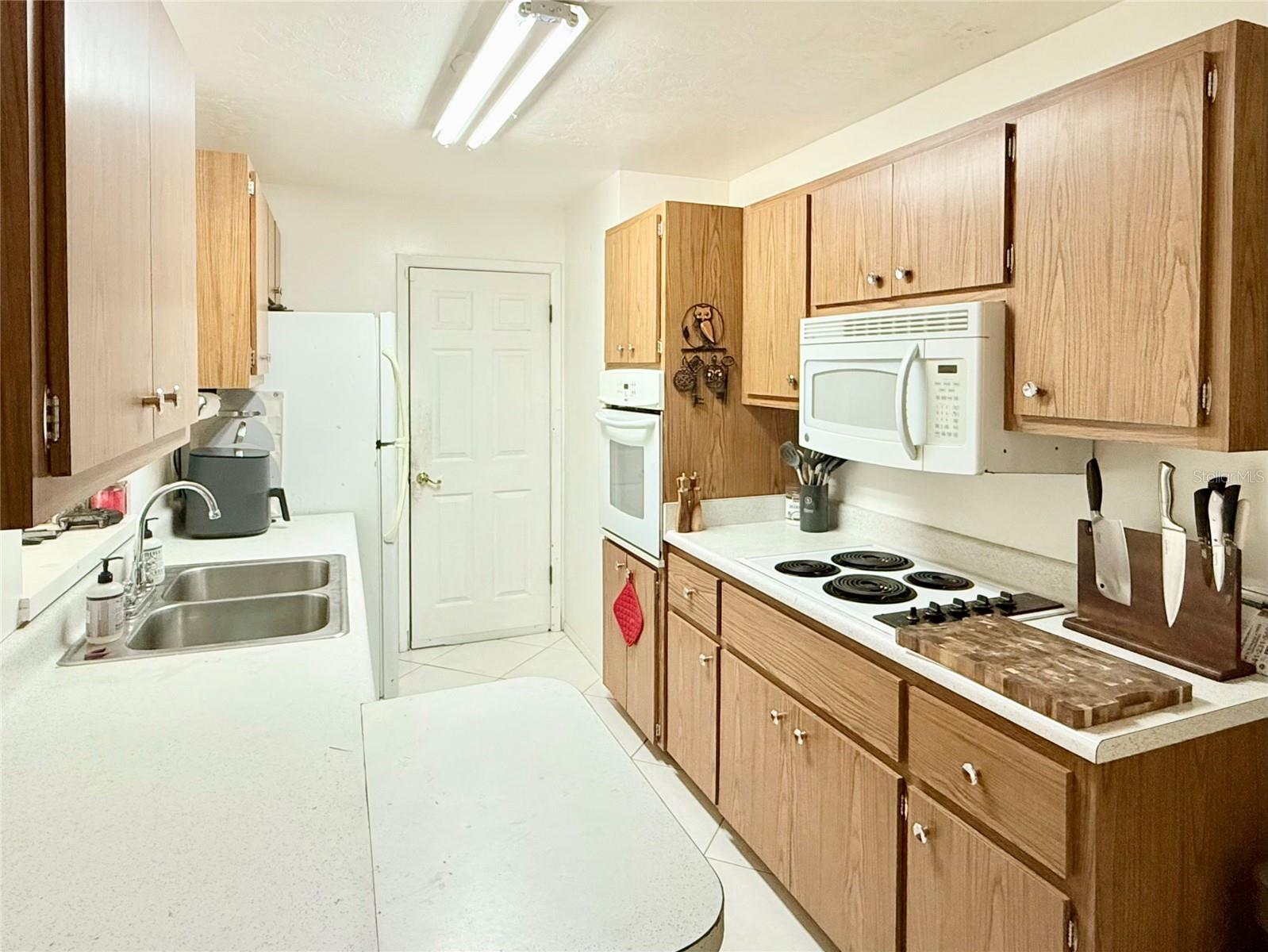 2715 Taylor Rd Property Photo 18