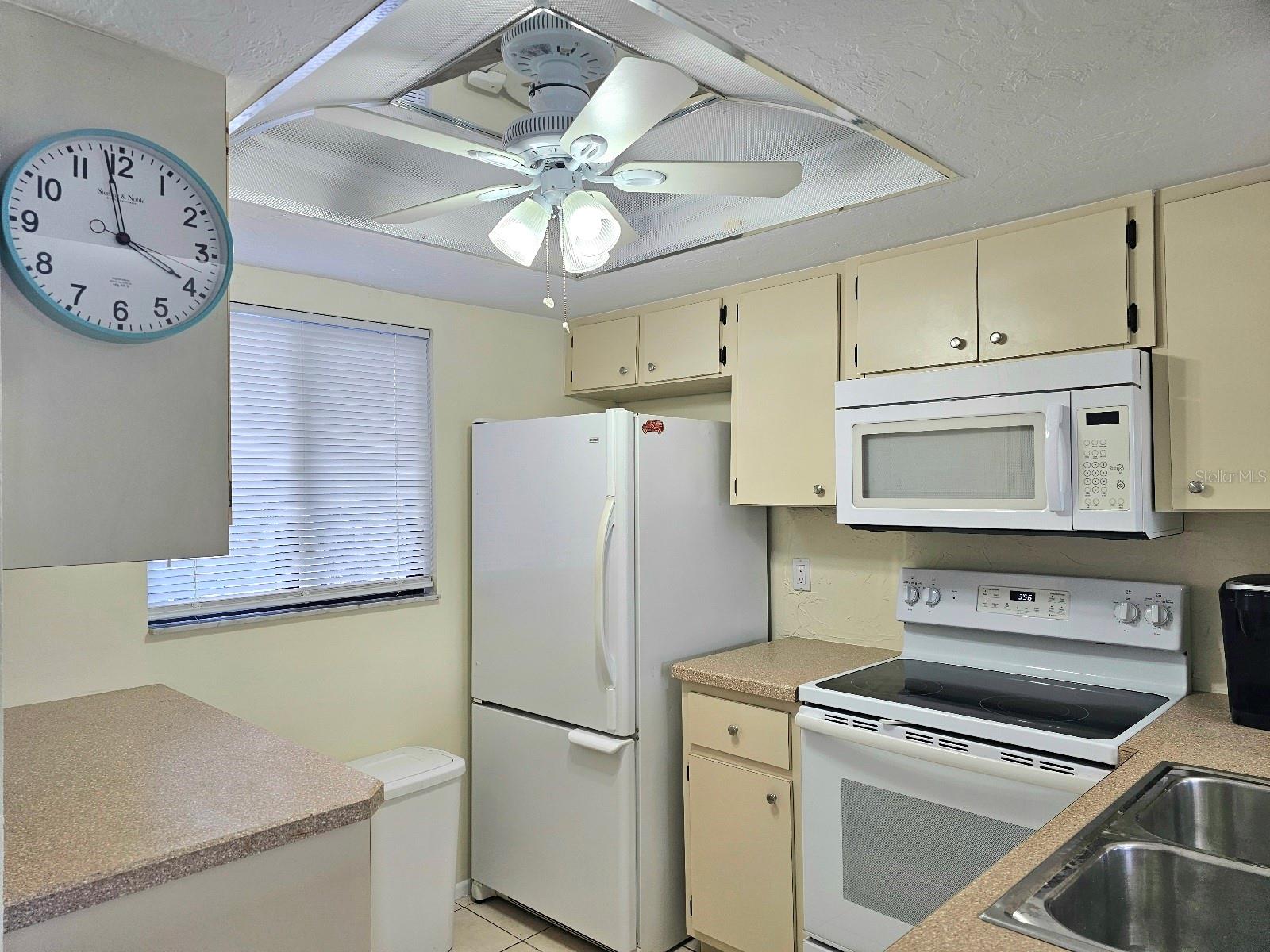 25225 Rampart Blvd #1404 Property Photo 4
