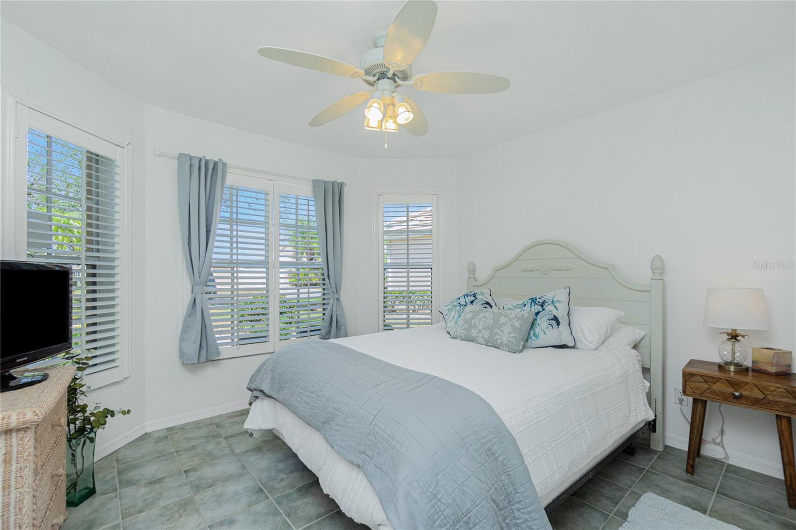 26162 Stillwater Cir Property Photo 16