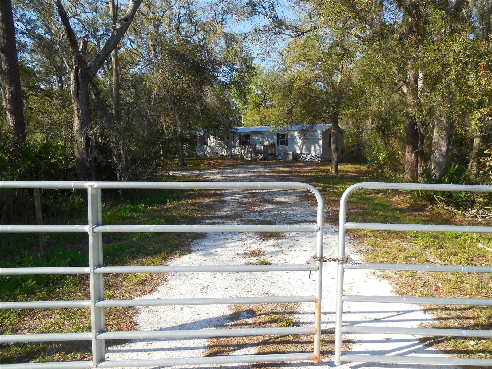 4539 Seminole Trl Property Photo