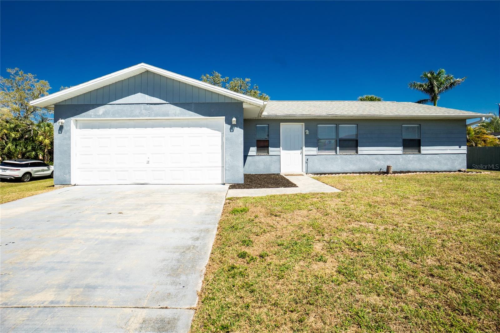 21224 Davison Ave Property Photo