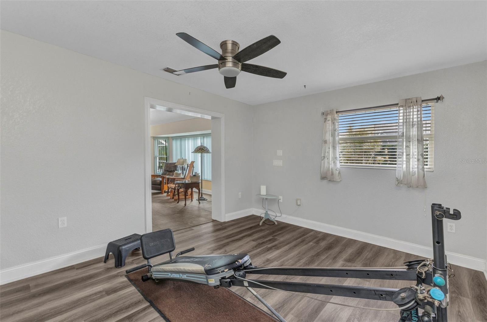 23531 Dunstan Ave Property Photo 32