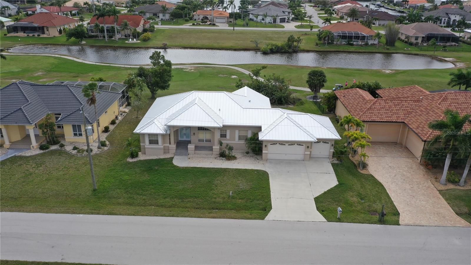 2325 Padre Island Dr Property Photo